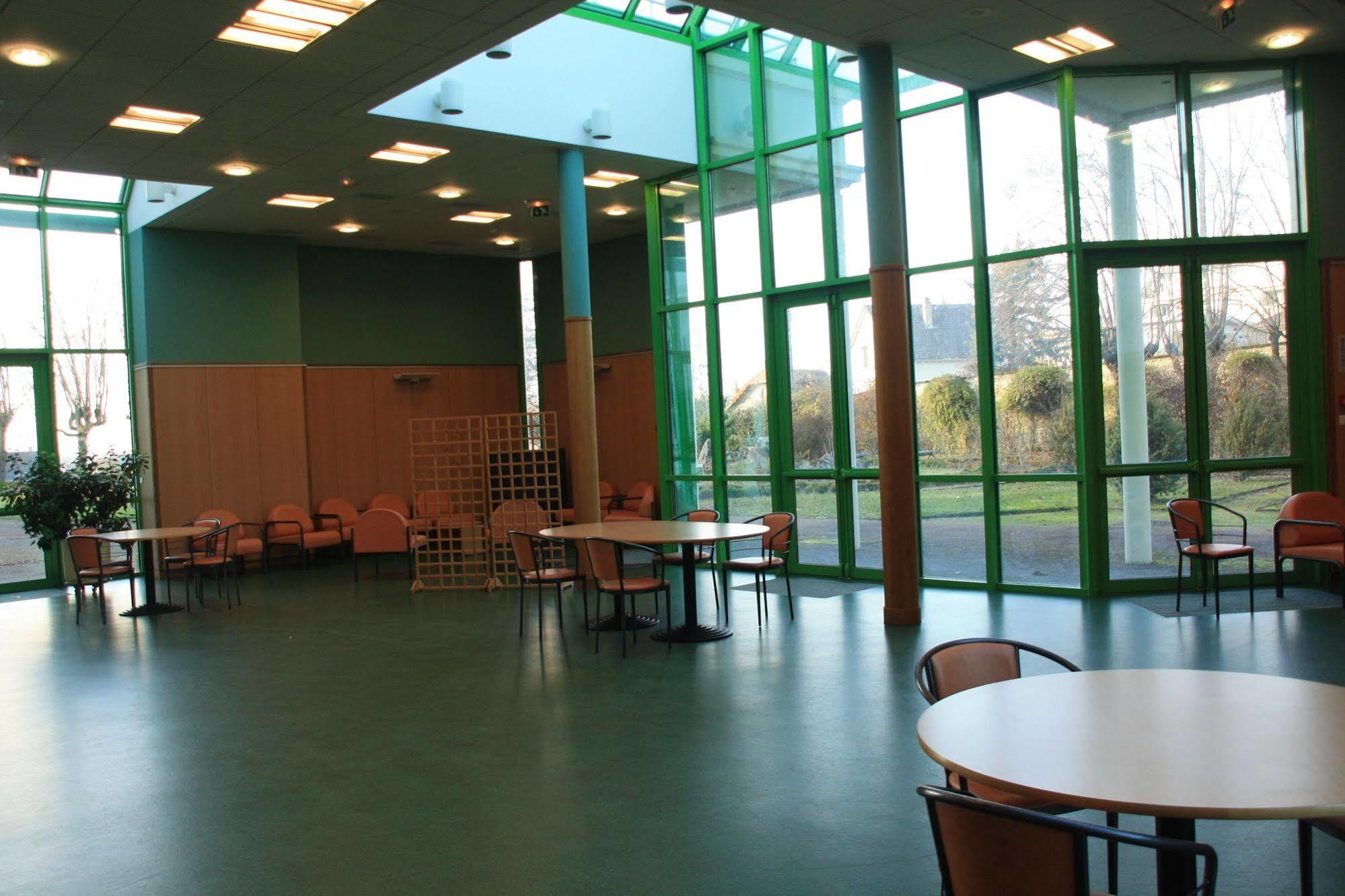 Espace Bernadette Soubirous Nevers Exterior foto