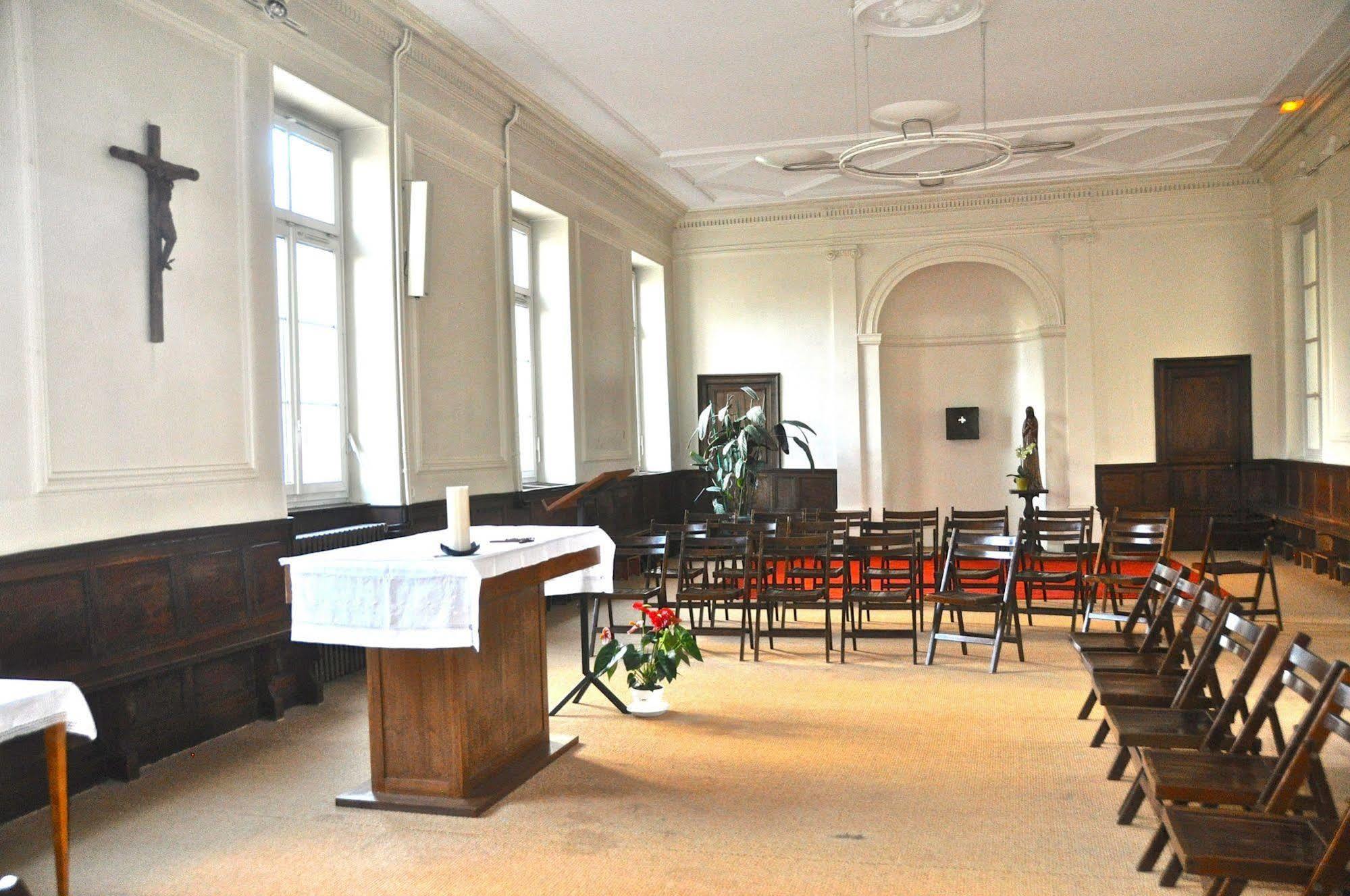 Espace Bernadette Soubirous Nevers Exterior foto